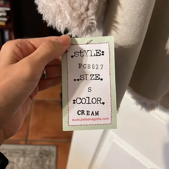 Pete & Greta shearling fur jacket / coat . Small - Picture 5 of 8